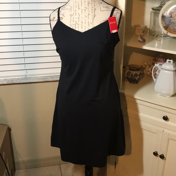 SPANX Other - Spanx Slip